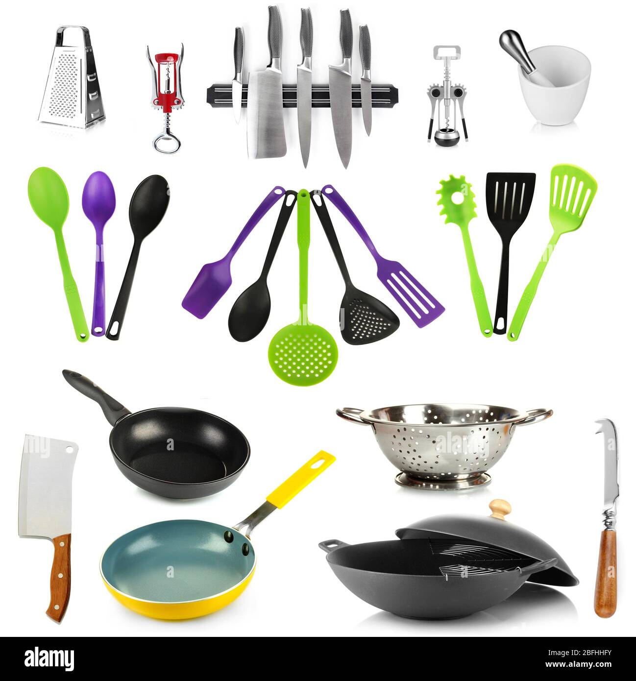 Collection d'outils de cuisine isolée sur blanc Banque D'Images