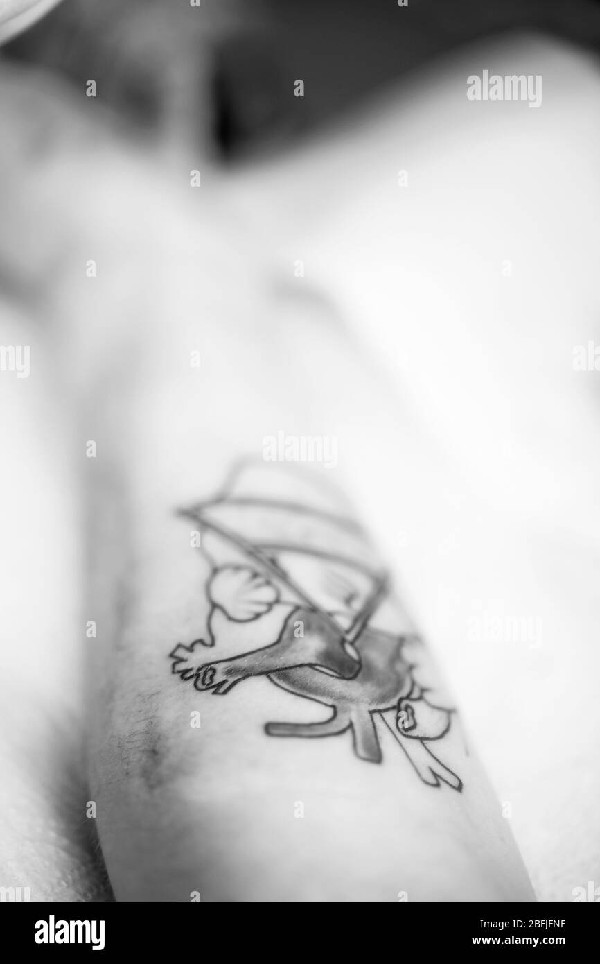 Tatouage à portée de main, gros plan Banque D'Images