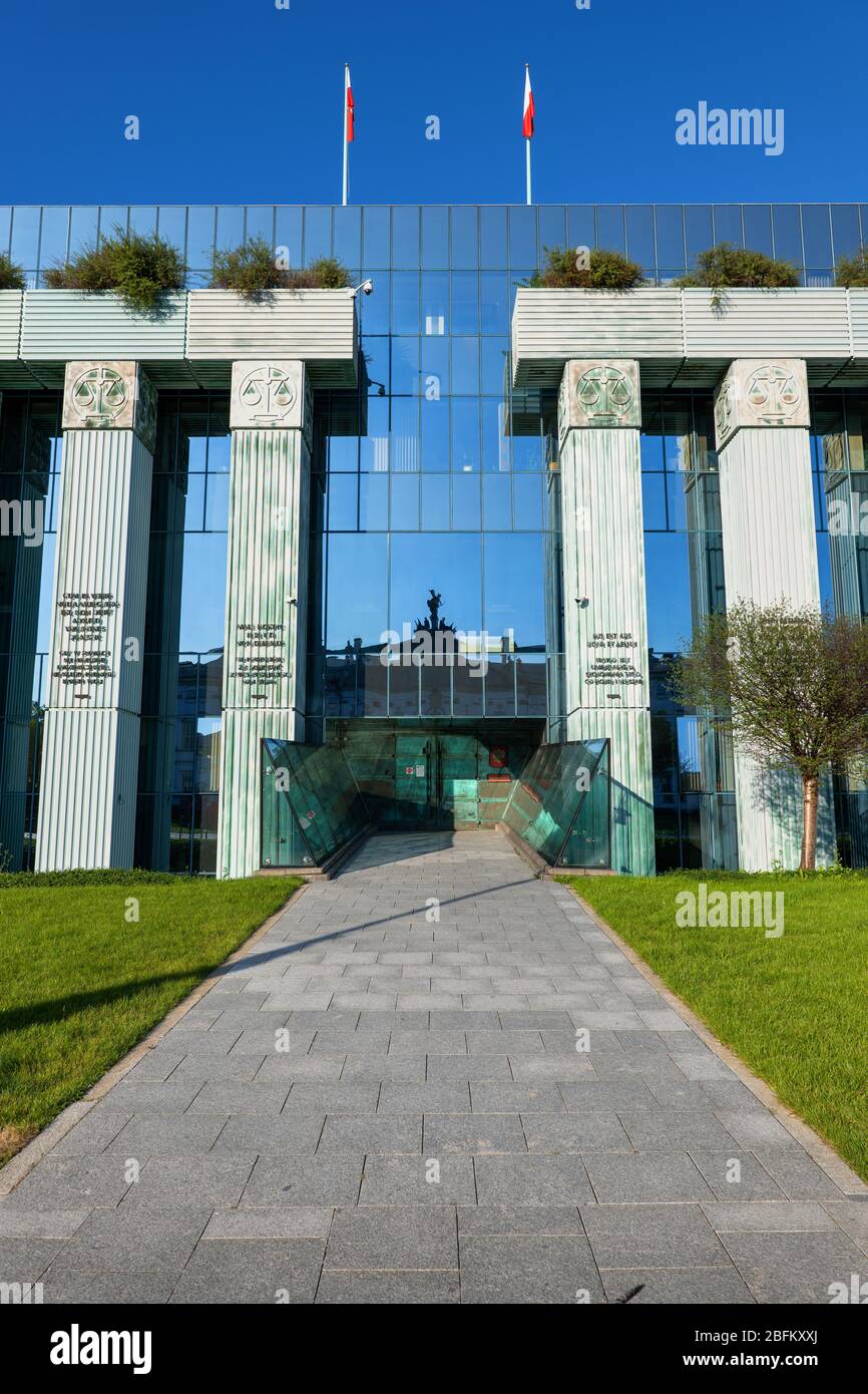 Varsovie, Pologne - 24 août 2019 : bâtiment de la Cour suprême de Pologne Banque D'Images