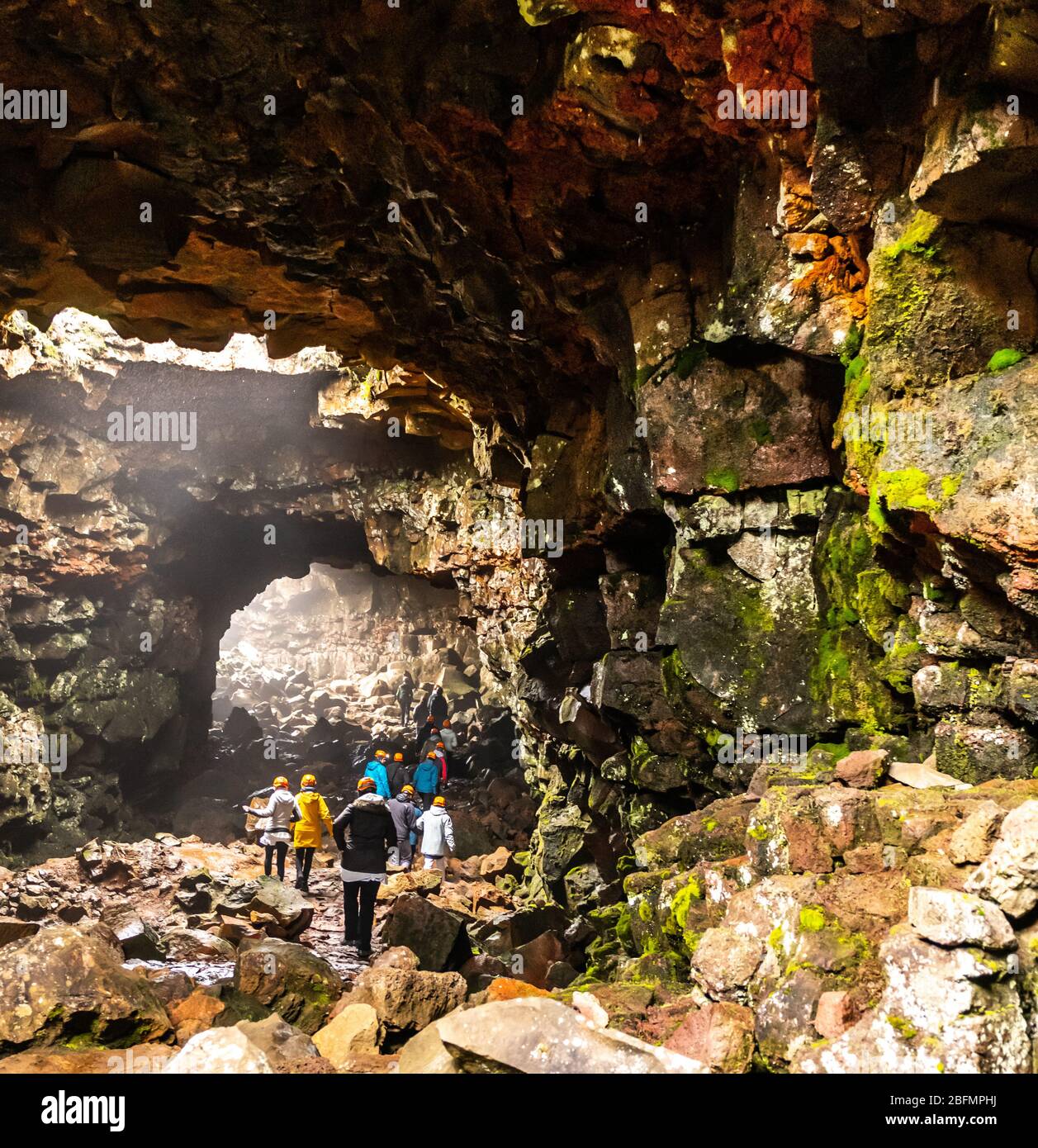 La vieille grotte de Lava en Islande est ouverte aux touristes Banque D'Images
