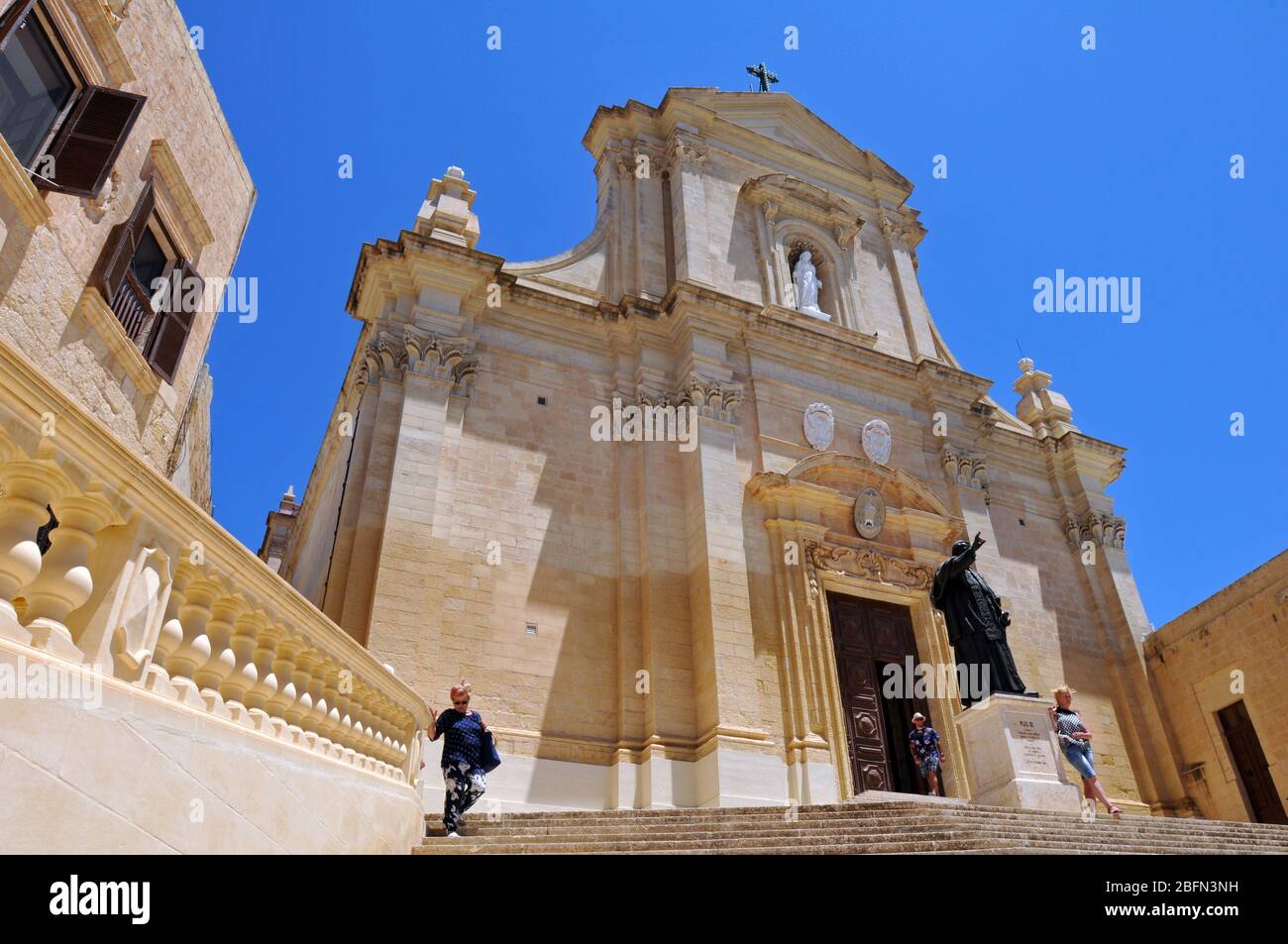 La cathédrale historique de l'Assomption à Victoria, la capitale de l'île de Gozo à Malte. L'église historique fut dédiée en 1716. Banque D'Images