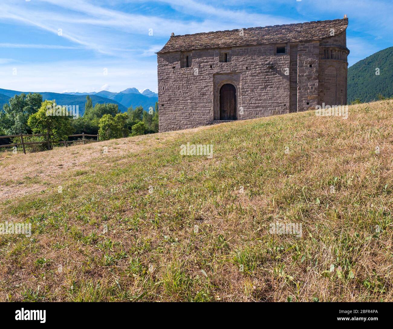 Iglesia de San Juan de Busa o San Juan Bautista de Busa. Biescas. Huesca. Aragón. Pirineos. España Banque D'Images