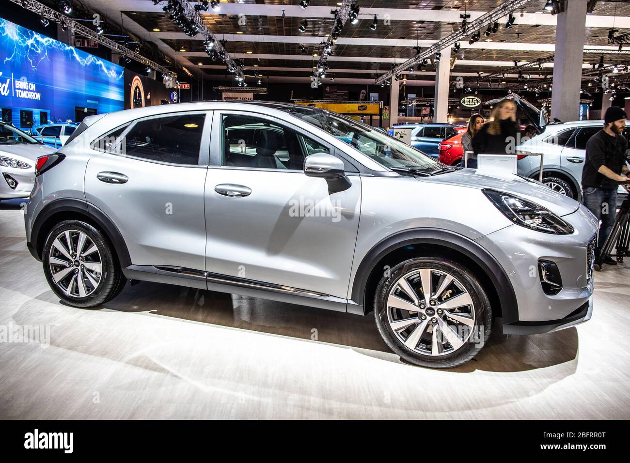 Bruxelles, Belgique, Jan 2020 Ford Puma EcoBoost Hybrid, Brussels Motor Show, brillant moderne SUV croisé subcompact produit par Ford Motor Company Banque D'Images