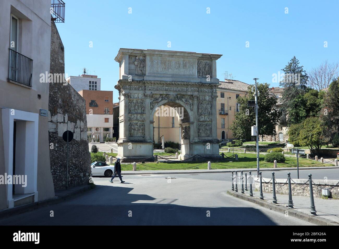 Benevento - Arco Traiano durante la quarantena Banque D'Images
