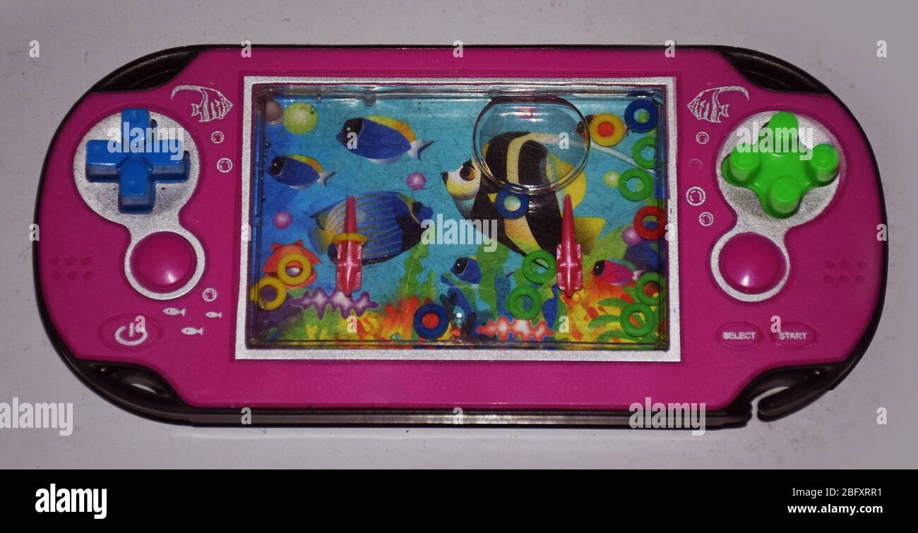 Jeu vidéo de lancer de vieux, nostalgique et vintage Squishy Water Ring Banque D'Images