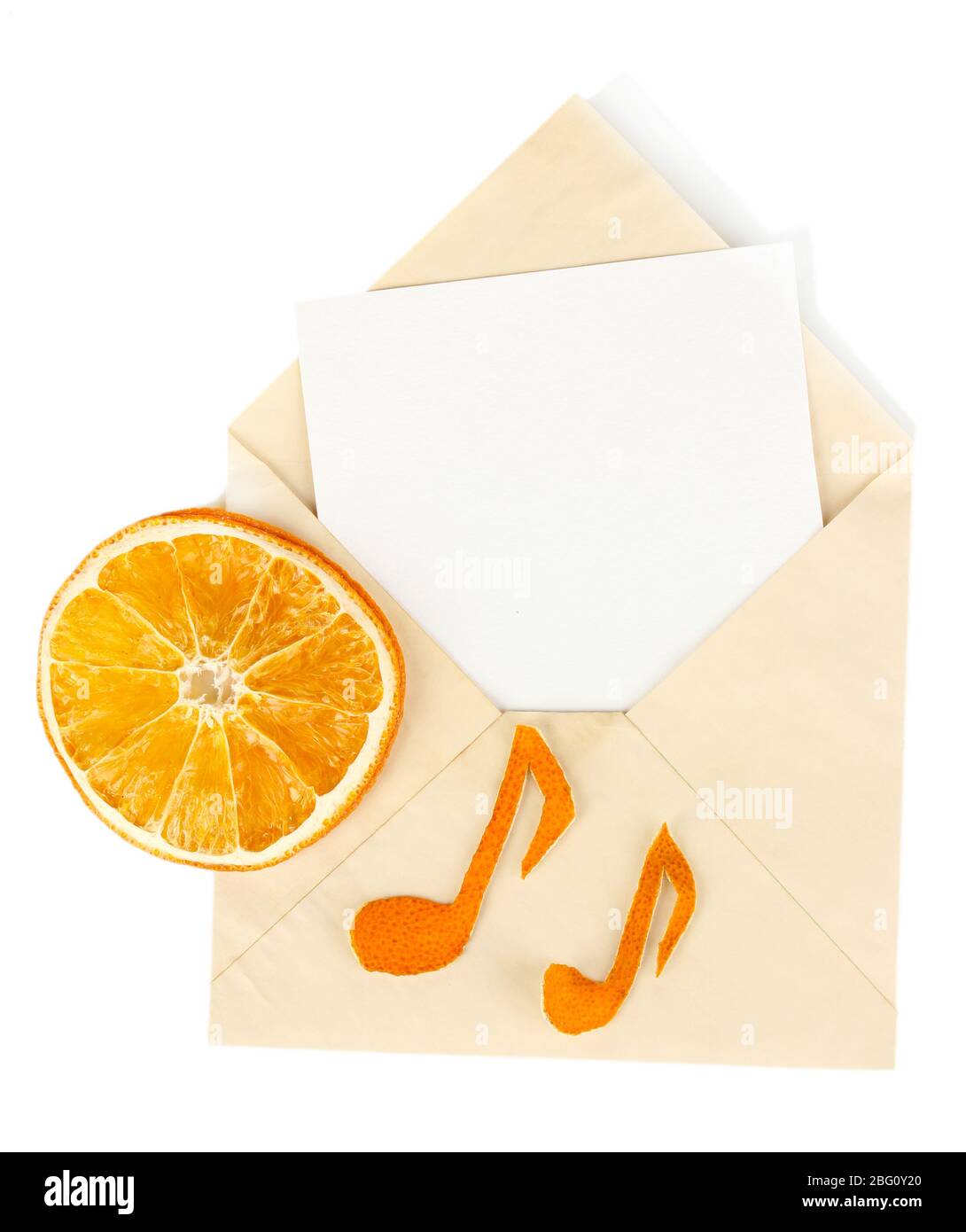 Ancienne enveloppe avec du papier vierge isolé sur blanc Banque D'Images