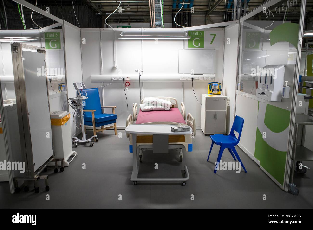 Baie patient après la construction de l'hôpital NHS Louisa Jordan, construit au SEC Center de Glasgow, pour prendre soin des patients coronavirus. Banque D'Images