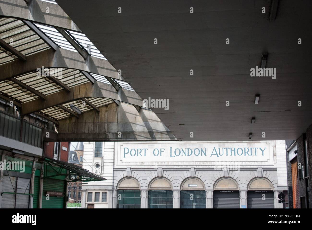 Brickwork Covered Market béton Smithfield Poultry Market, Farringdon, City of London EC1A par T. P. Bennett & son Banque D'Images