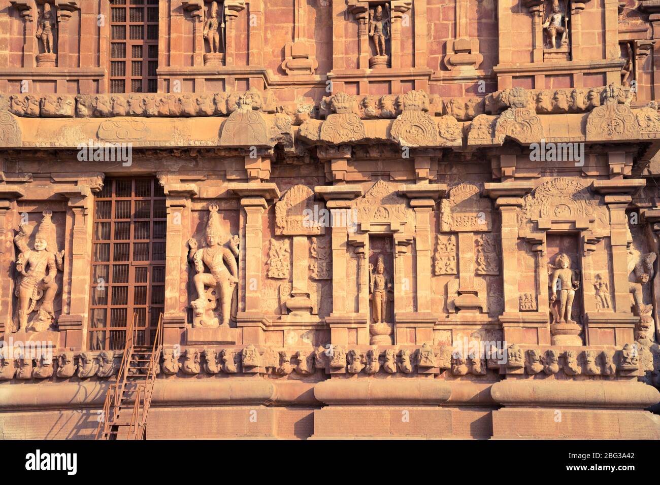 Une belle photo du mur latéral du temple bragadeeswarar dans le tamil nadu inde Banque D'Images