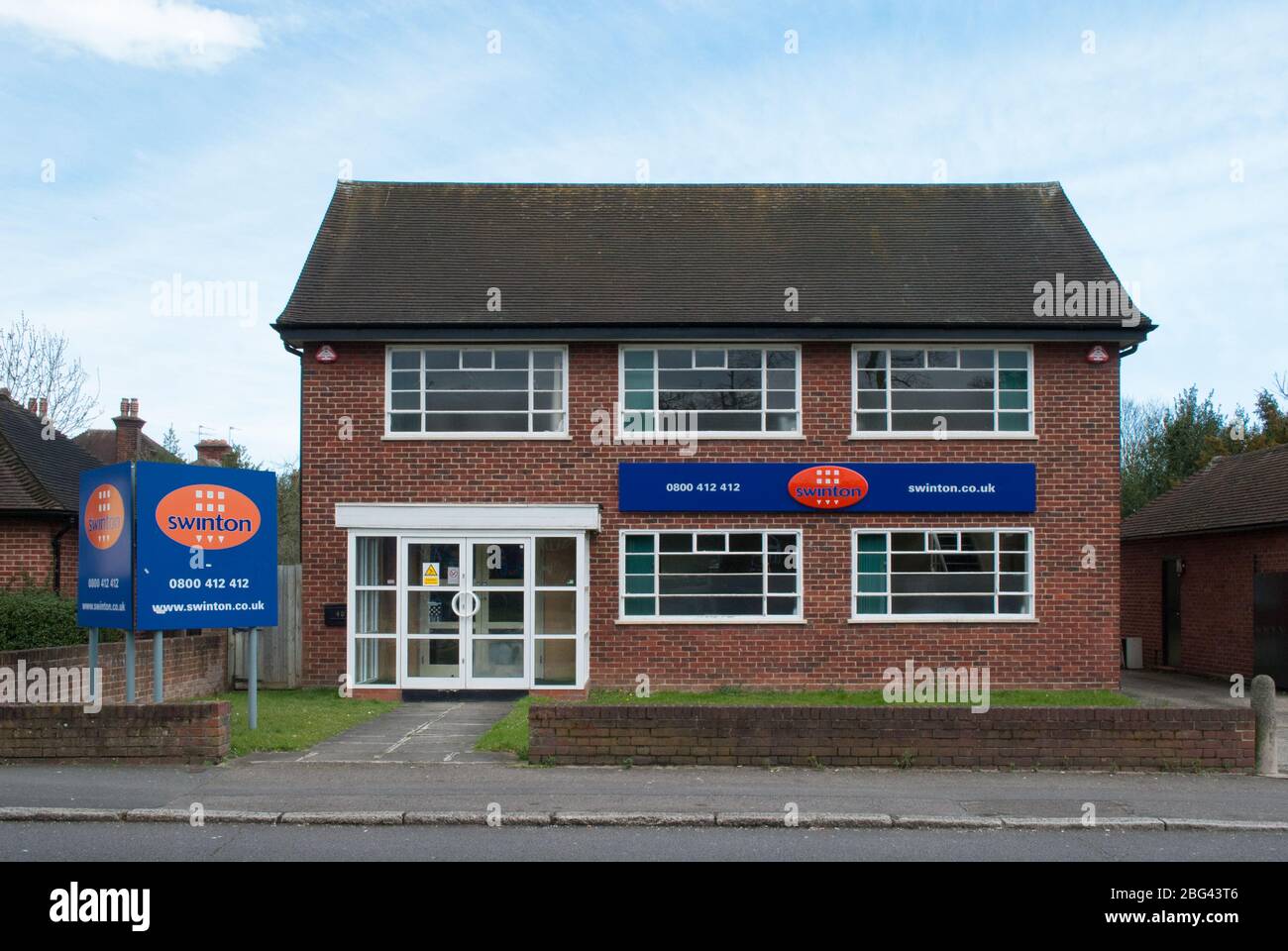 Swinton Insurance 40 long Lane, Hillingdon, Uxbridge UB10 0EF Banque D'Images