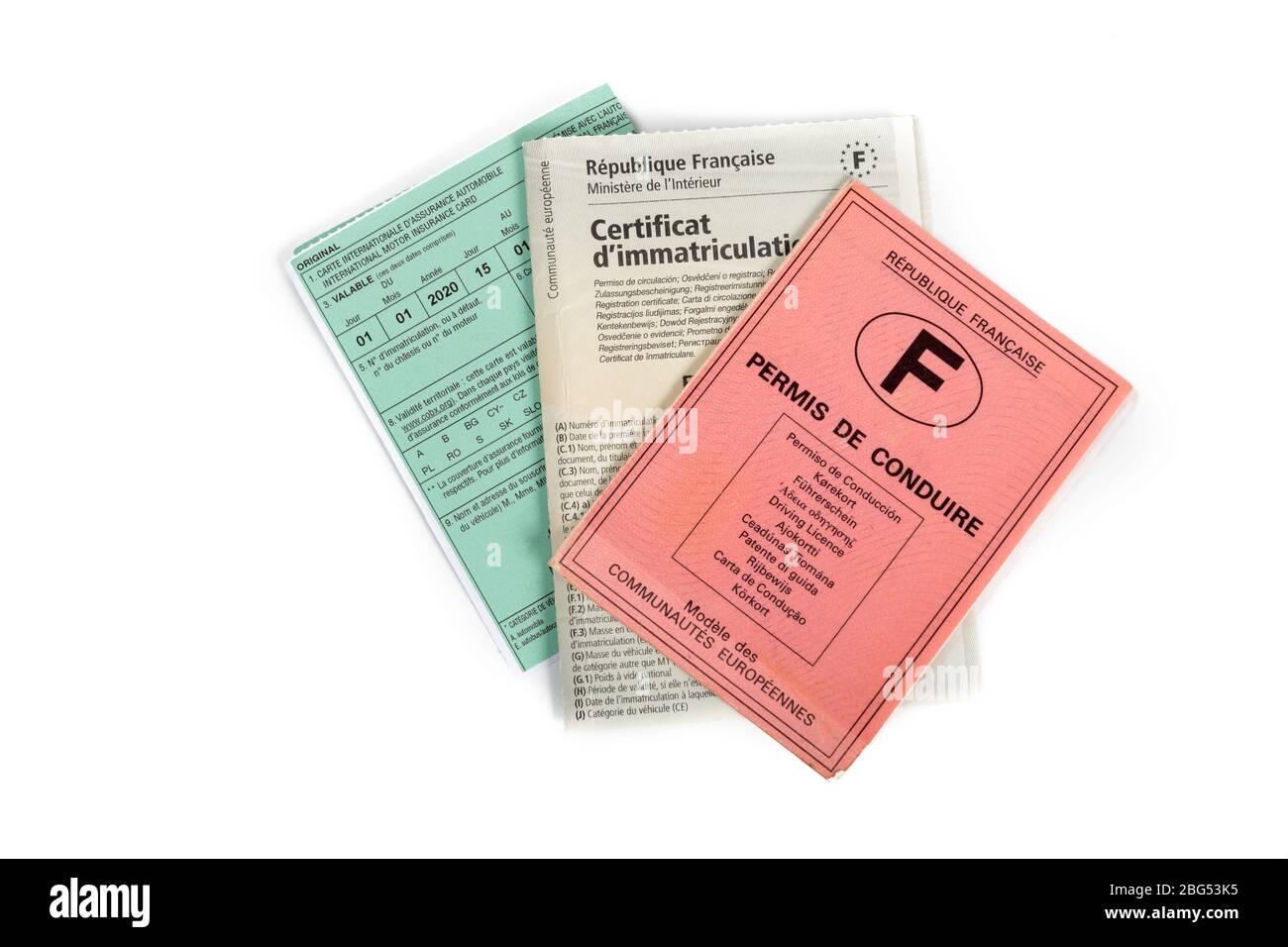 Paris, France - 20 avril 2020 : documents obligatoires pour la conduite de voiture en France. Banque D'Images