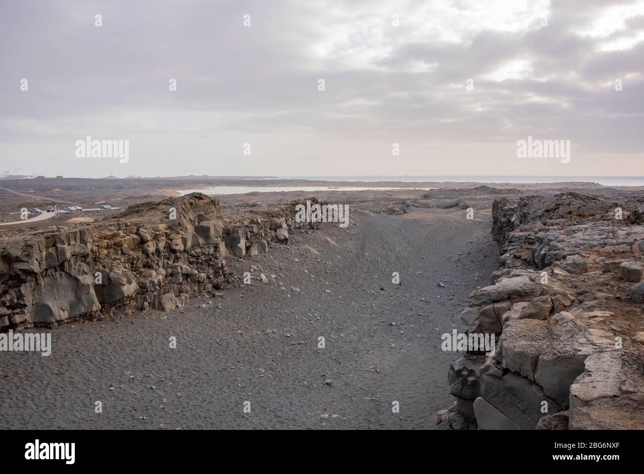 Paysage volcanique au pont entre les continents, péninsule de Reykjavik, Islande, où la crête du centre-Atlantique arrive à terre sur le continent islandais Banque D'Images