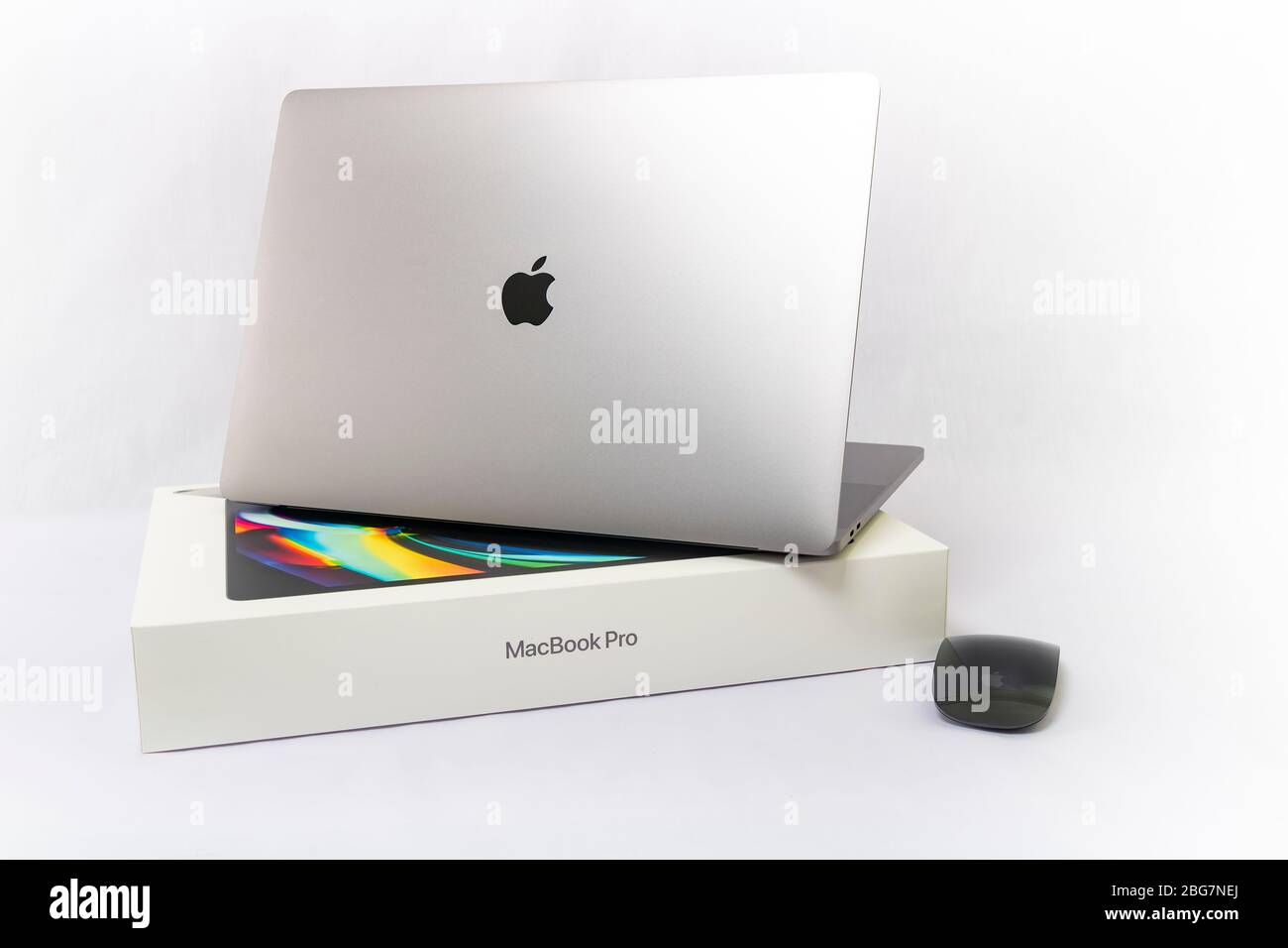 5 avril 2020 - Bangkok, Thaïlande: Nouveau style de clavier MacBook Pro  2019 produit par Apple Company Photo Stock - Alamy