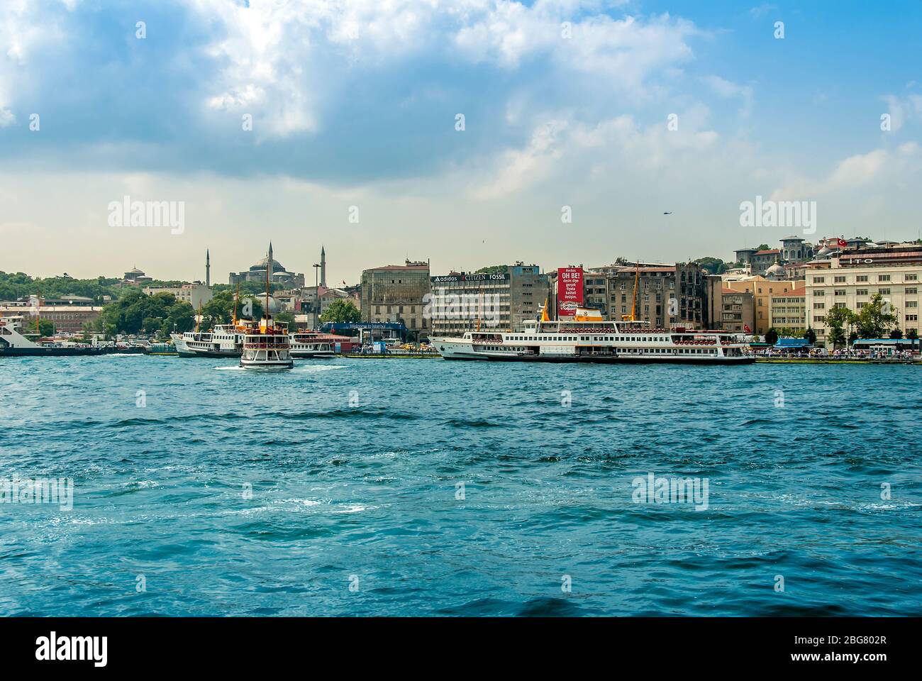 Fatih, Istanbul, Turquie, 22 juin 2006 : embarcadère des ferries Sirkeci City Lines Banque D'Images