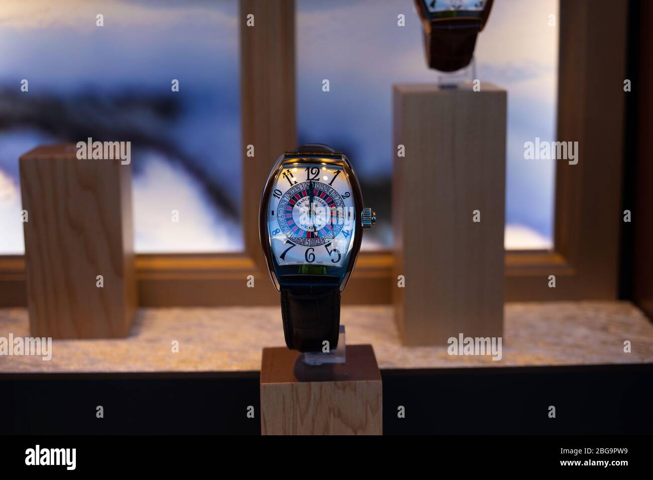 Genève, Suisse, mars 2020 Franck Muller montre, vitrelle boutique avec montres mécaniques à la mode, maître des complications Banque D'Images Genève, Suisse, mars 2020 Franck Muller montre, vitrelle boutique avec montres mécaniques à la mode, maître des complications Banque D'Images