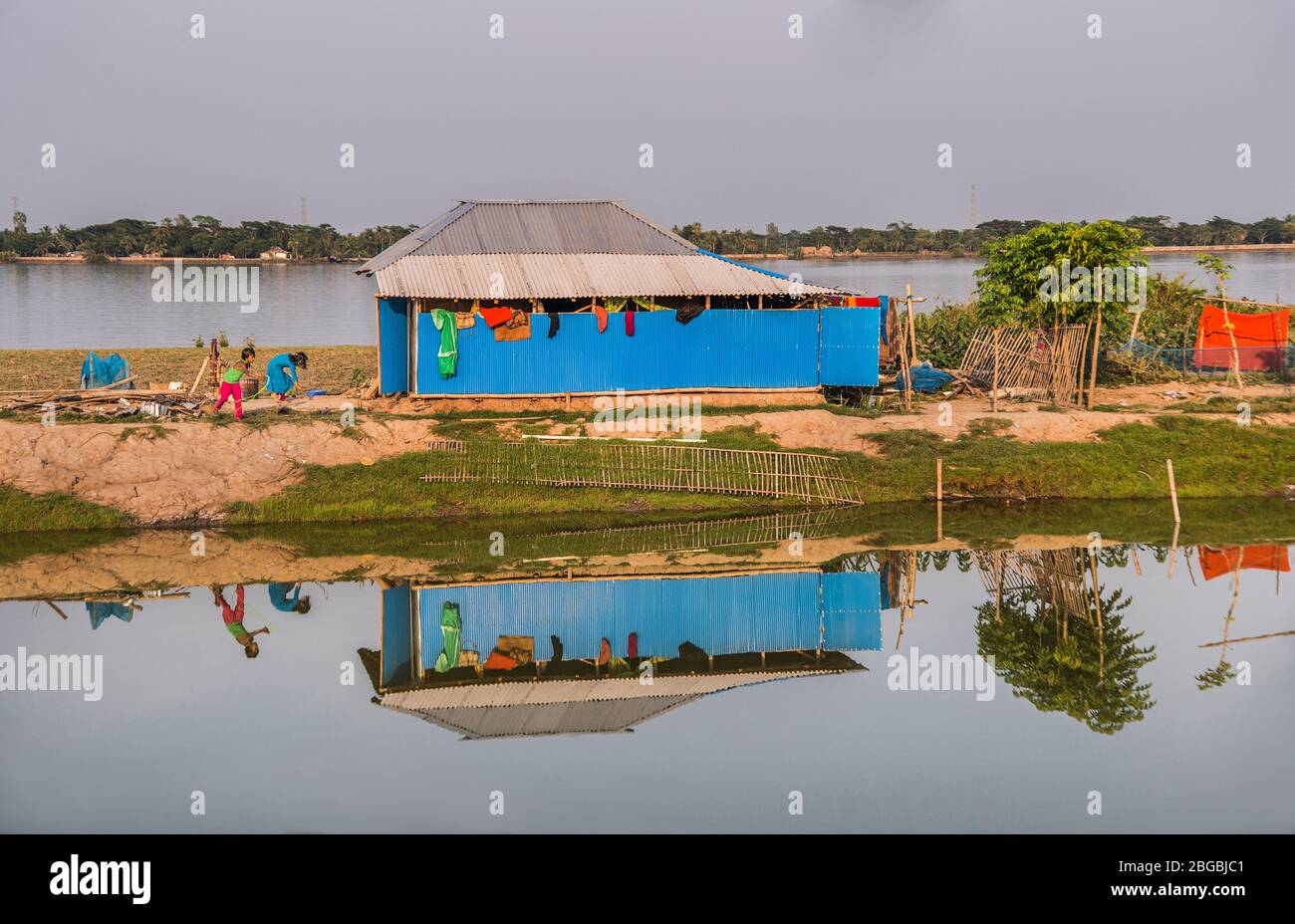 Maison de village à Khulna, Bangladesh. Banque D'Images