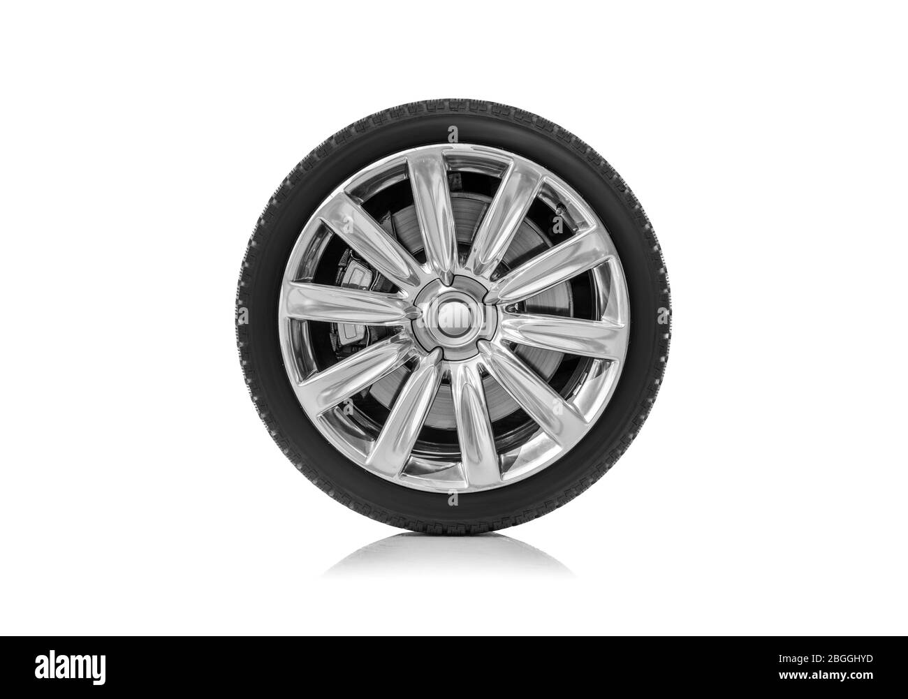 Roue de voiture isolée Banque D'Images