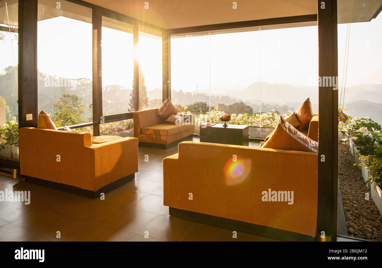 conservatoire surplombant les montagnes du Sri Lanka Banque D'Images