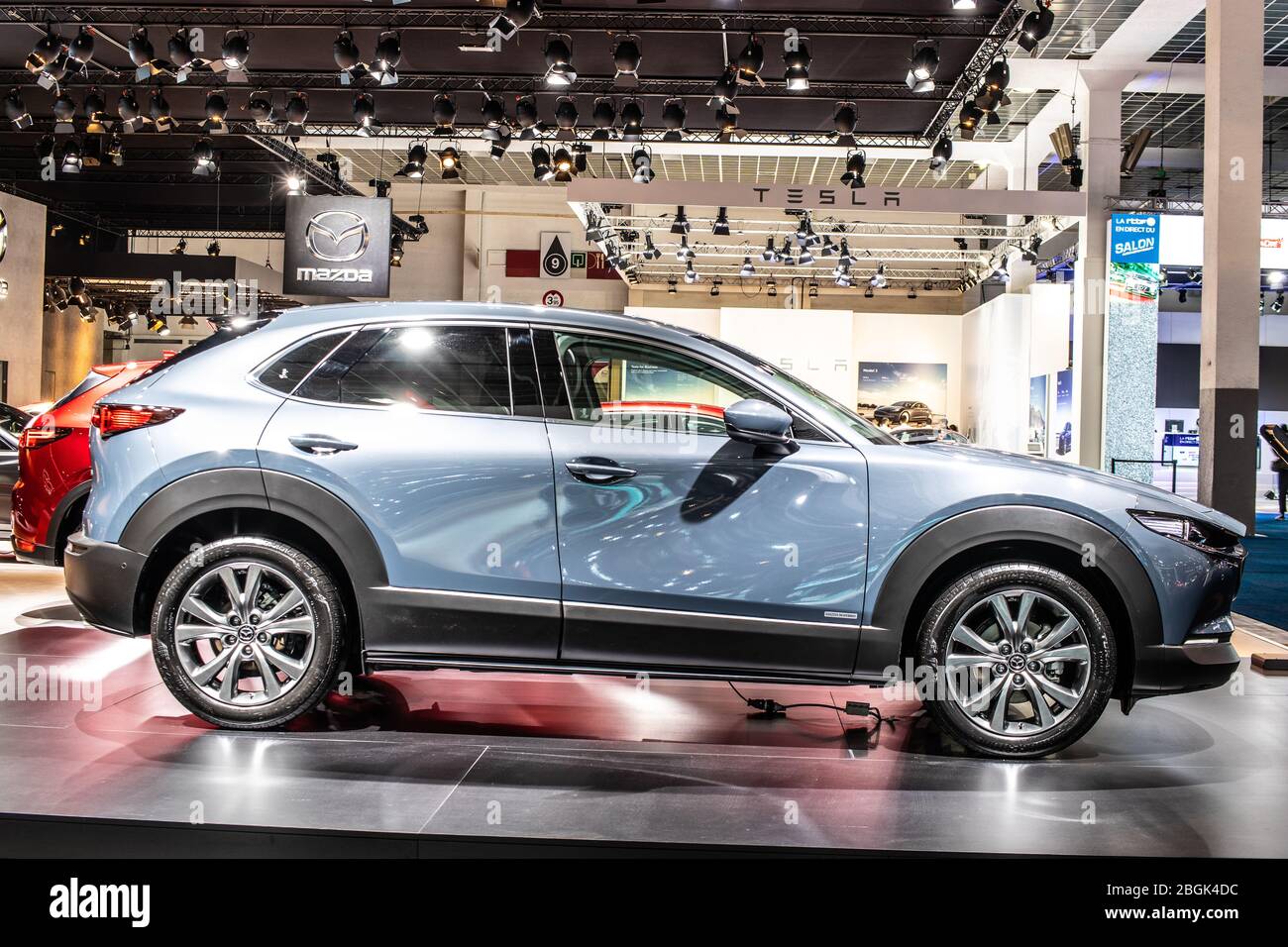 Bruxelles, Belgique, Jan 09, 2020: Mazda CX-30 Skyactif Technology au salon de l'automobile de Bruxelles, SUV croisé sous-compact fabriqué au Japon par Mazda Banque D'Images
