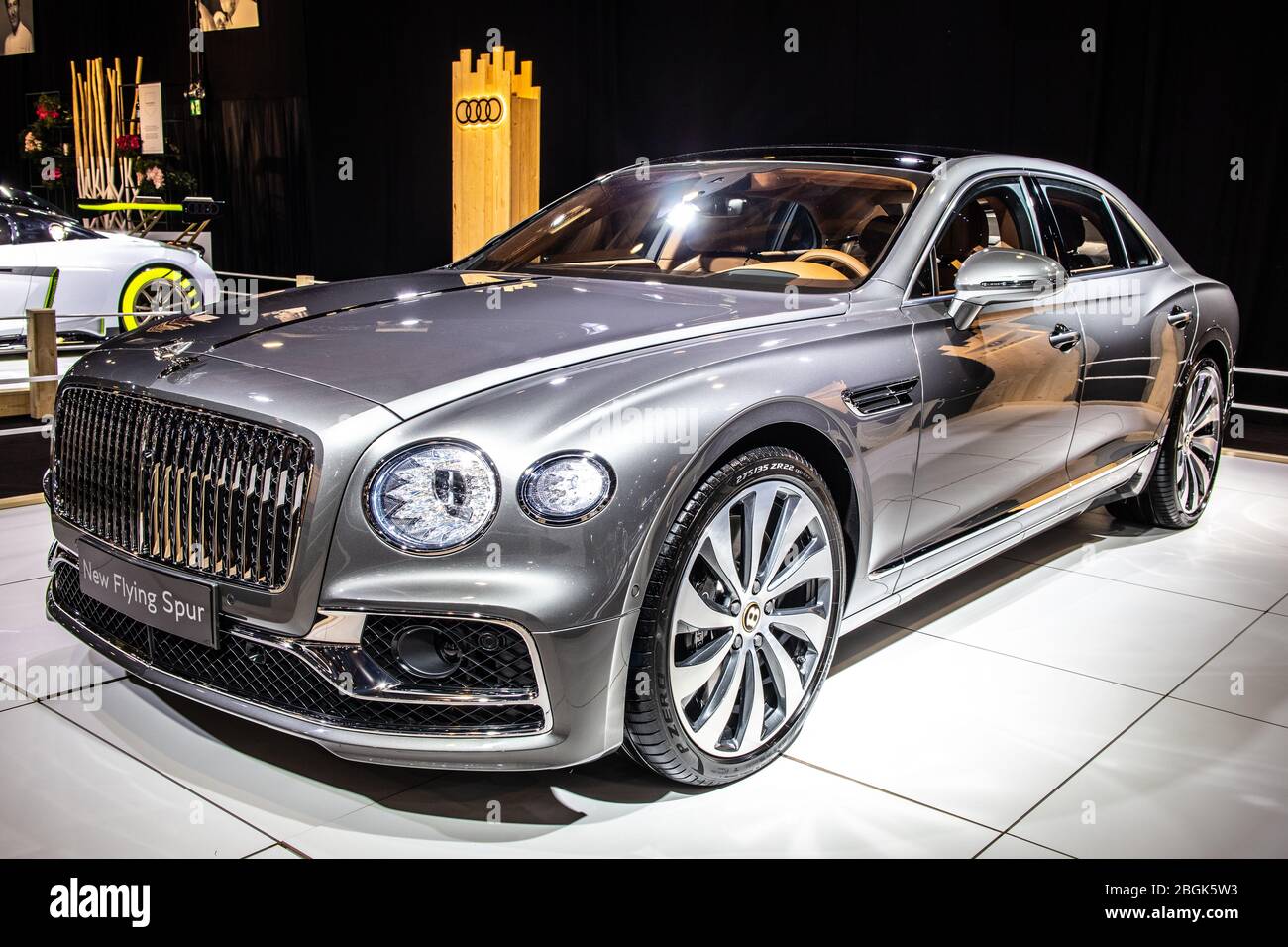 Bruxelles, Belgique, 09 janvier 2020: Nouvelle épi de vol Bentley au salon de l'automobile de Bruxelles, troisième génération, plate-forme MSB, modèle phare de berline de luxe Bentley Banque D'Images