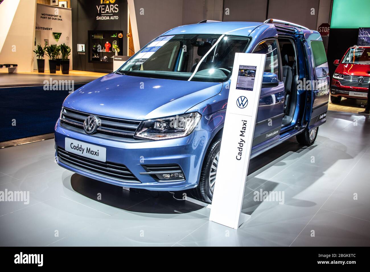 Bruxelles, Belgique, Jan 2020 Volkswagen Caddy Maxi, Brussels Motor Show, 3ème génération de lifting, Typ 2 K, véhicule d'activité de loisirs M-segment de VW Banque D'Images