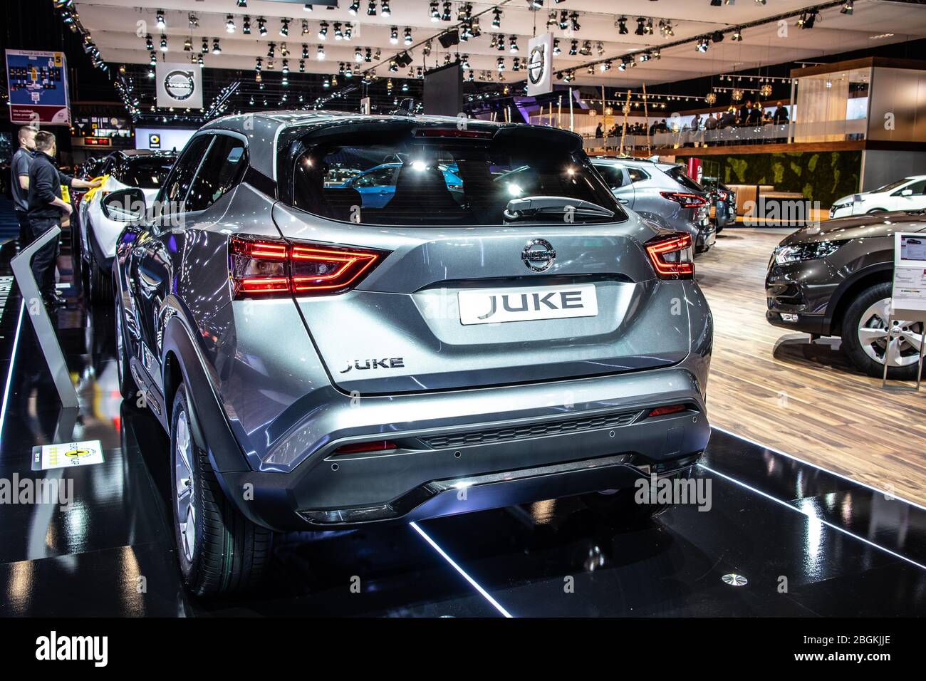 Bruxelles, Belgique, Jan 2020 Nissan Juke II, Brussels Motor Show, 2ème génération, SUV croisé sous-compact produit par Nissan japonais Banque D'Images