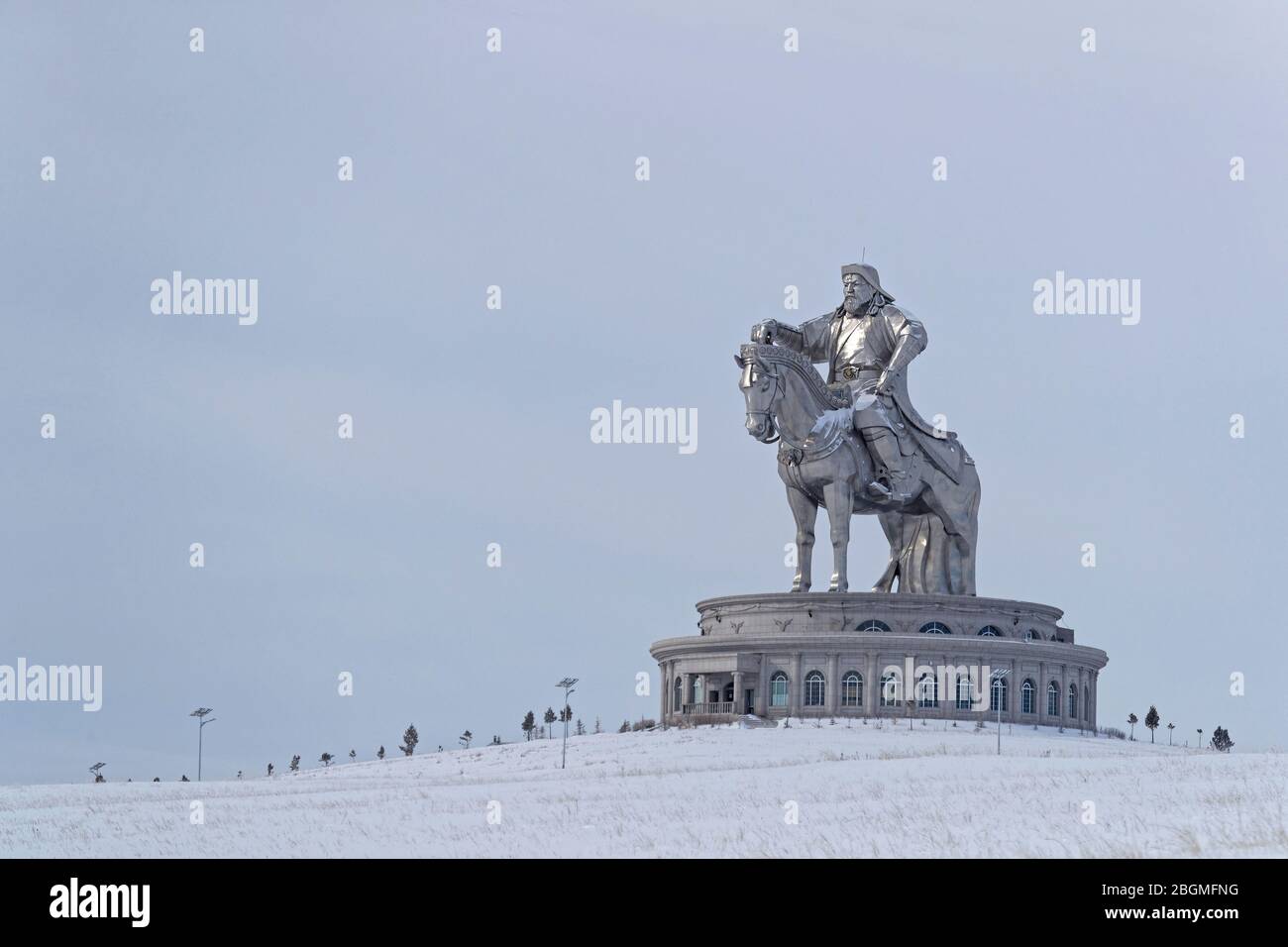 TSONJIN BOLDOG, MONGOLIE, 9 mars 2020 : la statue équestre Gengis Khan, une statue de 40 mètres de haut de Gengis Khan à cheval, sur la rive de la Banque D'Images