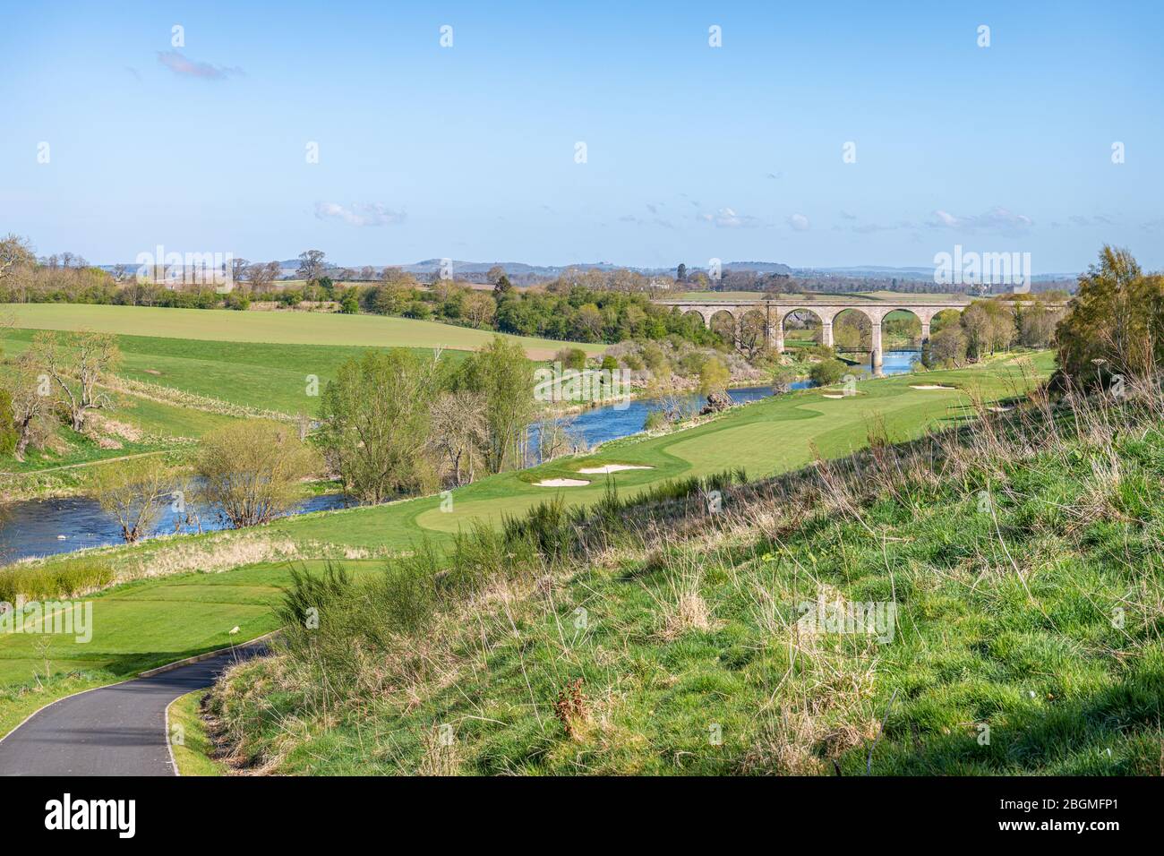 Roxburgh railway viaduct Banque de photographies et d’images à haute ...