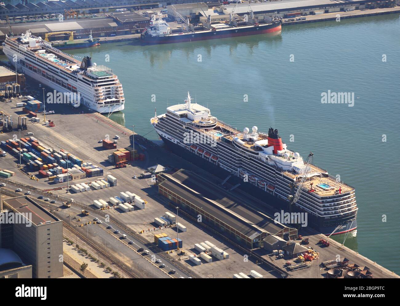 Photo aérienne des bateaux de croisière au terminal de croisière du Cap Banque D'Images