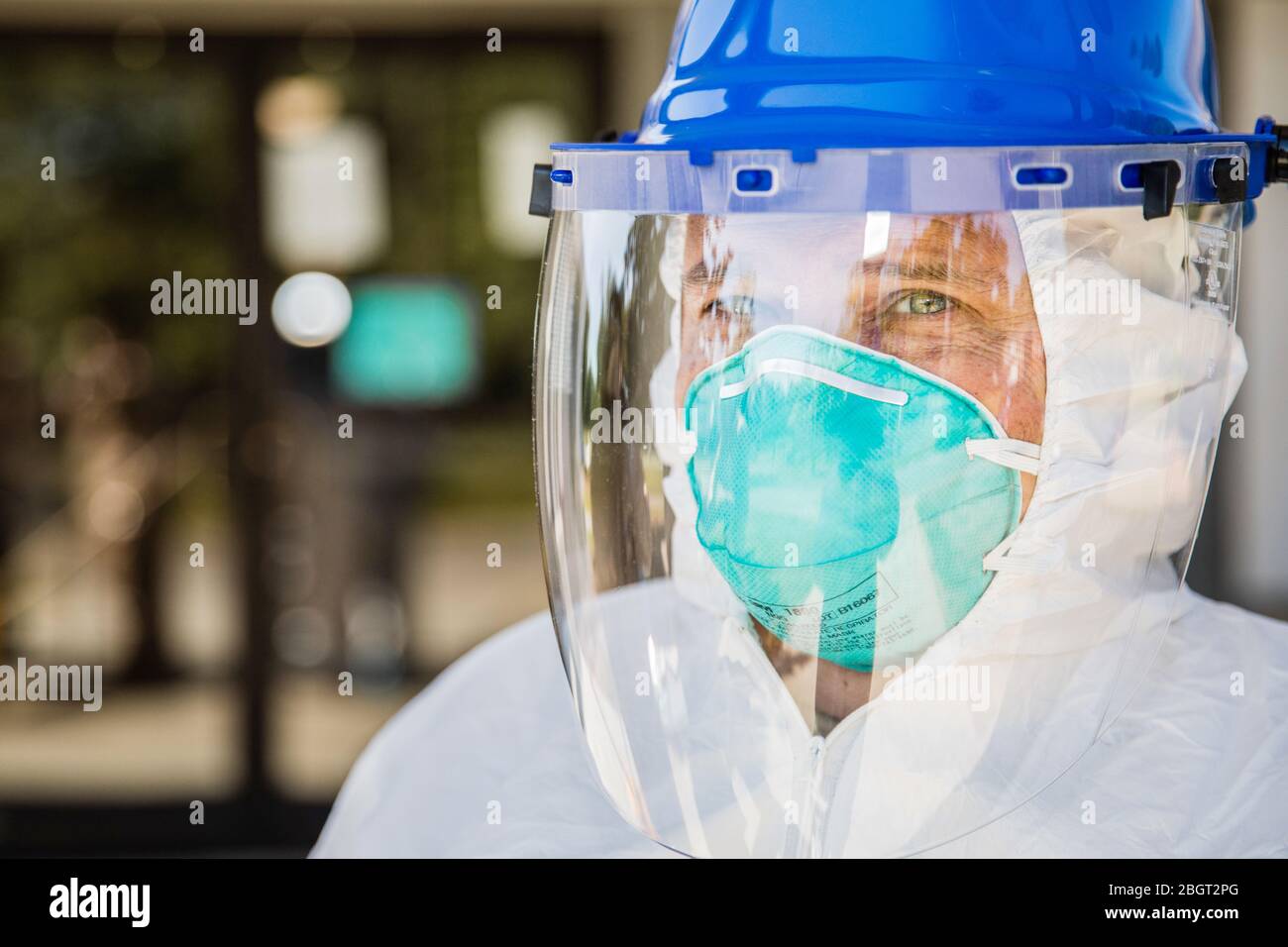 Les aviateurs de la Garde nationale de Géorgie se portent volontaires pour aider à désinfecter les établissements de soins de longue durée autour de la Géorgie en réponse à la pandémie de COVID-19. (ÉTATS-UNIS) Banque D'Images