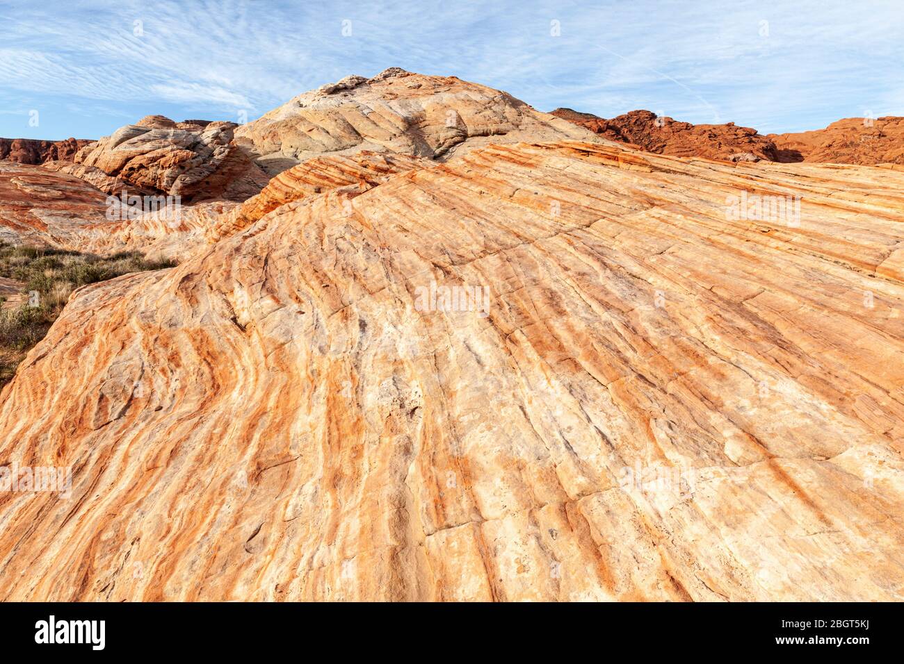 NV00228-00...Nevada - couches de roche colorées dans le parc national de Valley Fire. Banque D'Images