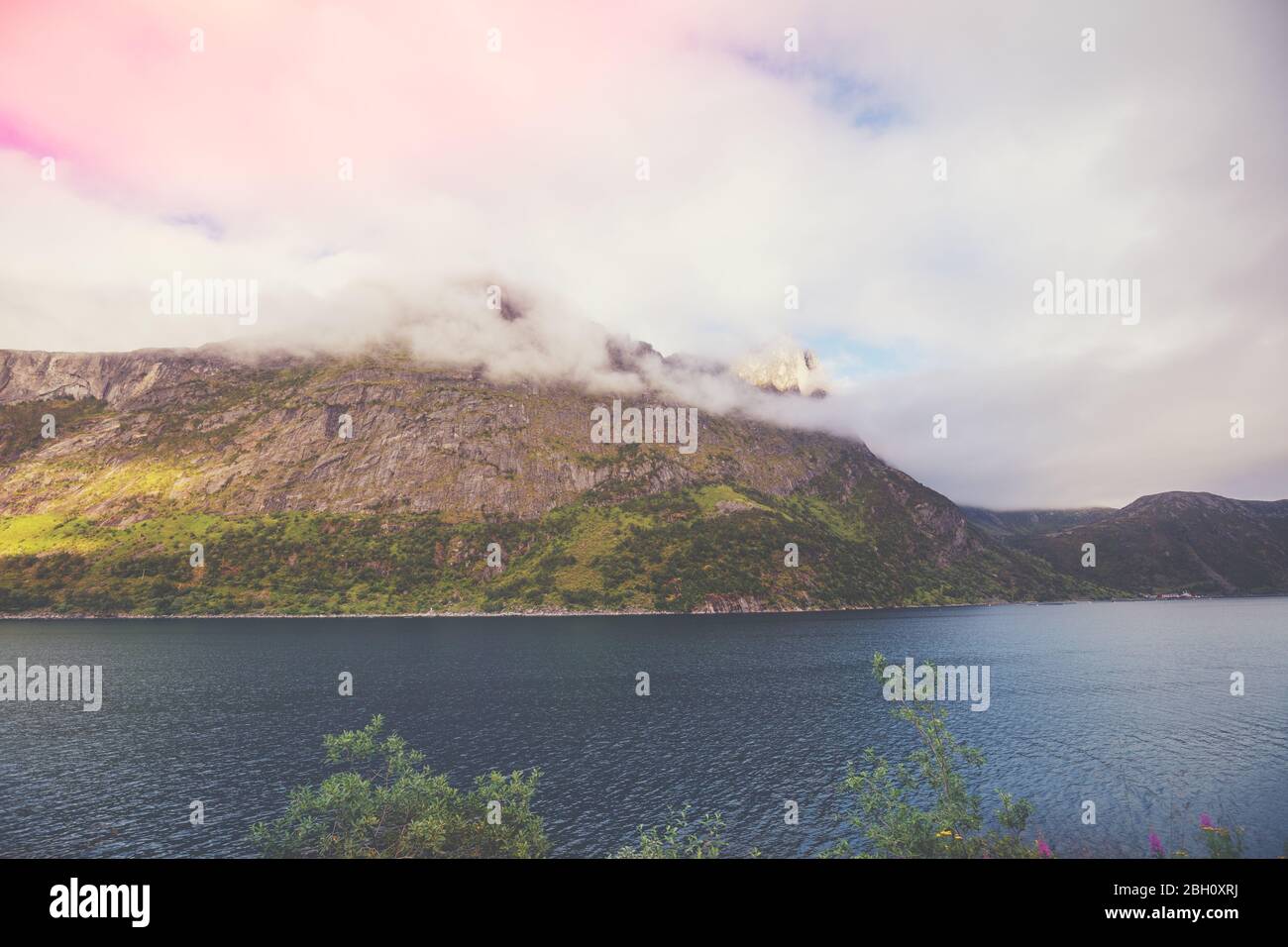 Côte des Rocheuses. Belle nature de la Norvège. Europe Banque D'Images