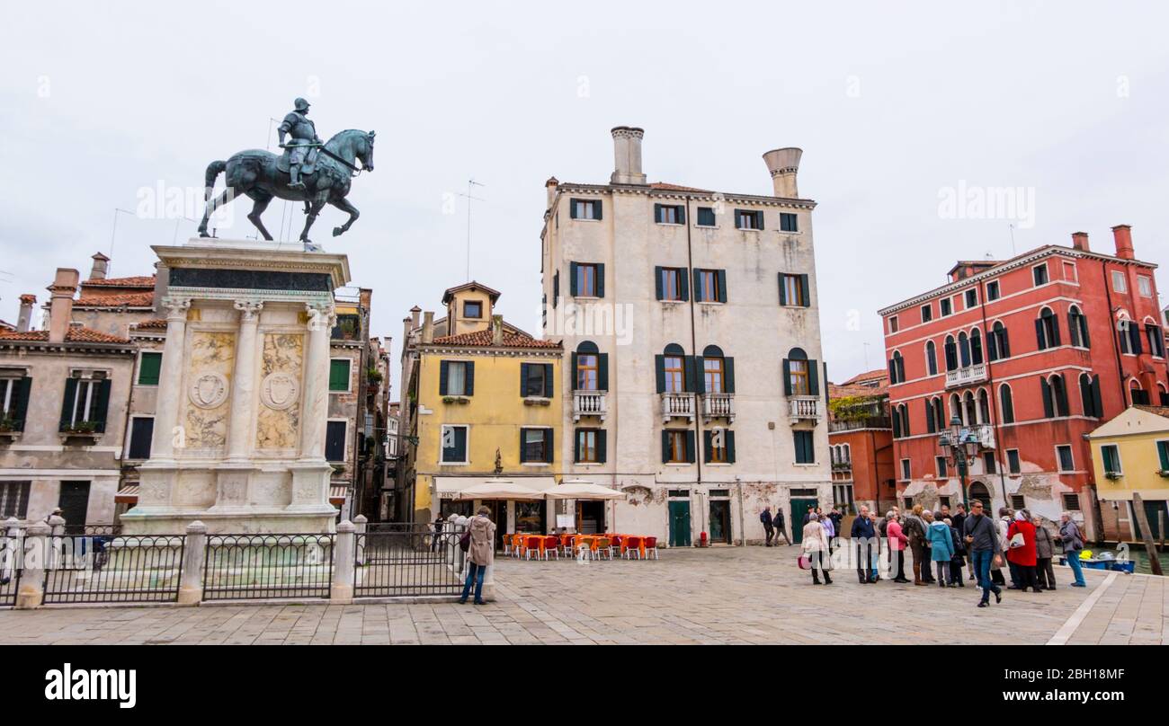 Statua di Bartolomeo Colleoni, Campo Santi Giovanni e Paolo, quartier Castello, Venise, Italie Banque D'Images