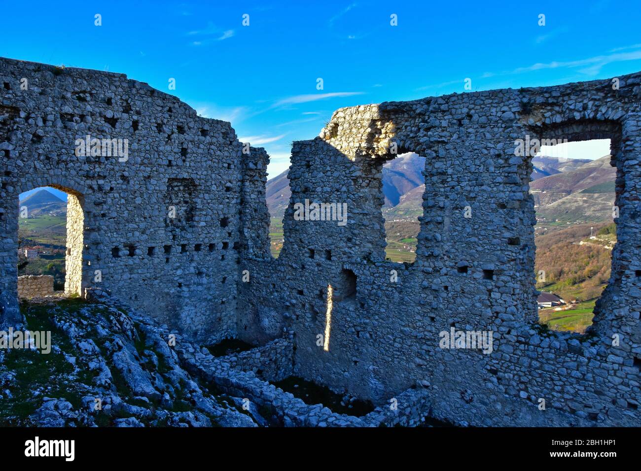 Le village de Buccino dans la province de Salerne, Italie Banque D'Images