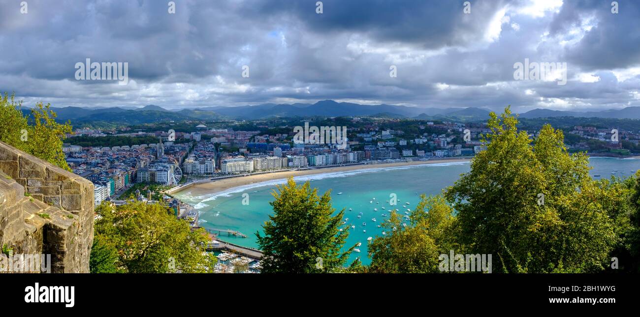 Espagne, Gipuzkoa, San Sebastian, Panorama de la baie de la Concha vue de la colline d'Urgull Banque D'Images