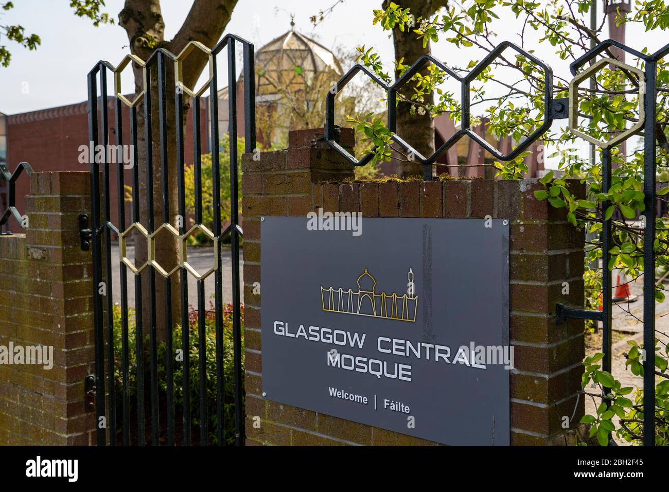 Glasgow, Écosse, Royaume-Uni. 23 avril 2020. Vue sur la Mosquée centrale de Glasgow le premier jour du début du Ramadan. La mosquée est fermée sous les règles de verrouillage du coronavirus. Iain Masterton/Alay Live News Banque D'Images