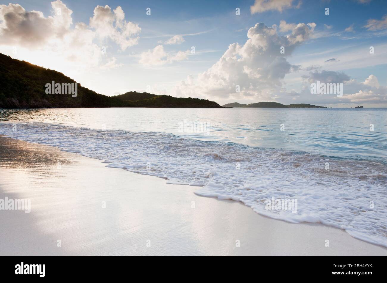 Plage en montagne Banque D'Images