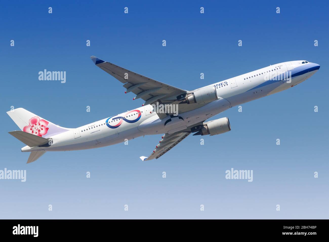 Hong Kong, Chine – 20 septembre 2019 : avion Airbus A330-300 de China Airlines à l'aéroport de Hong Kong (HKG) en Chine. Banque D'Images