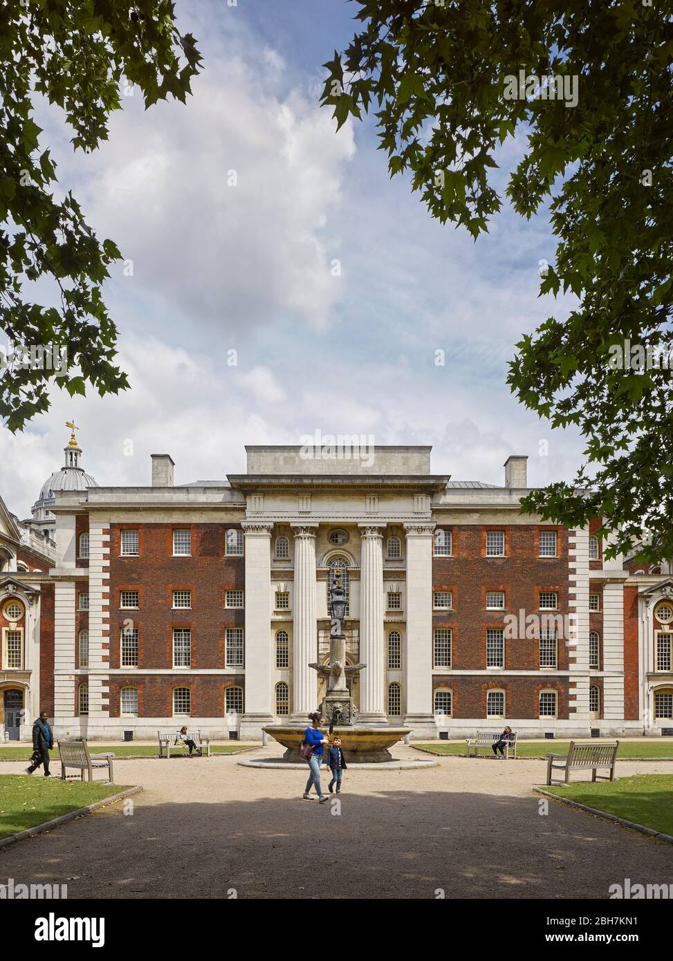 Jardins du Naval College. Old Royal Naval College, Londres, Royaume-Uni. Architecte: Sir Christopher Wren, Nicholas Hawksmoor, 2019. Banque D'Images