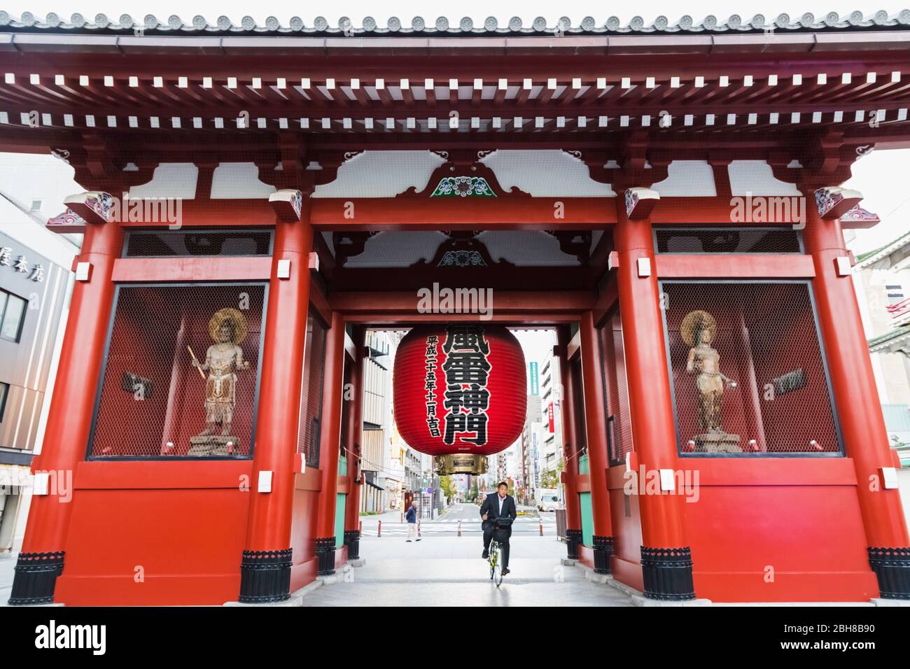 Le Japon, Honshu, Tokyo, Asakusa, Temple Sensoji, Kaminarimon Gate Banque D'Images