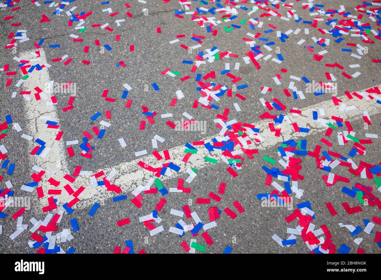 USA, New England, Massachusetts, Cape Ann, Gloucester, Saint Peters Fiesta, Pêche traditionnelle italienne Festival communautaire, confetti Banque D'Images