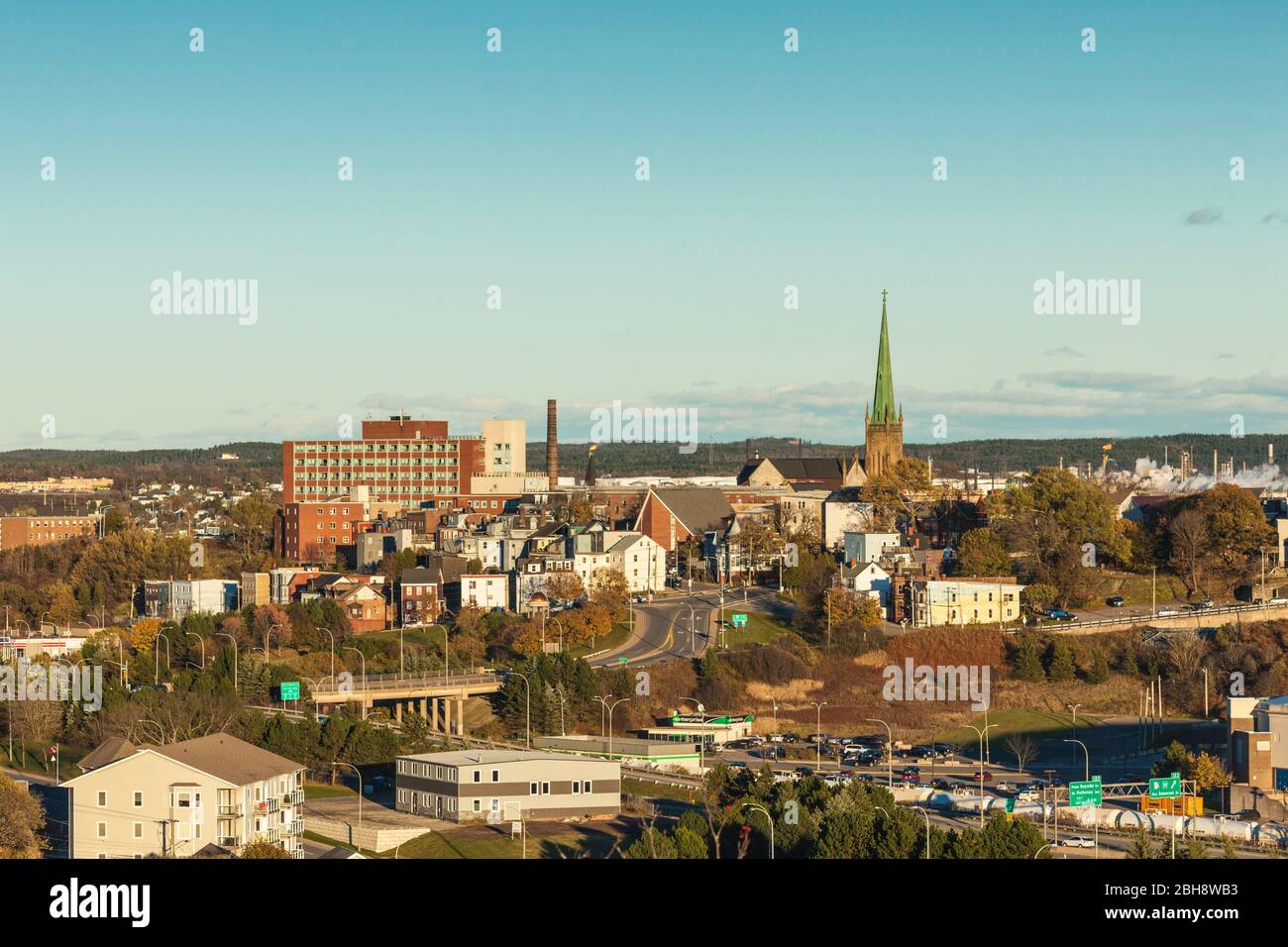 Canada, Nouveau-Brunswick, à Saint John, Cathédrale de l'Immaculée Conception et la ligne d'horizon Banque D'Images Canada, Nouveau-Brunswick, à Saint John, Cathédrale de l'Immaculée Conception et la ligne d'horizon Banque D'Images