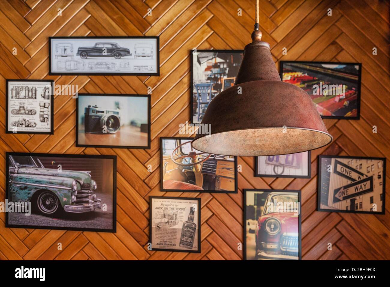 La Géorgie, Tbilissi, un restaurant moderne au décor intérieur Banque D'Images