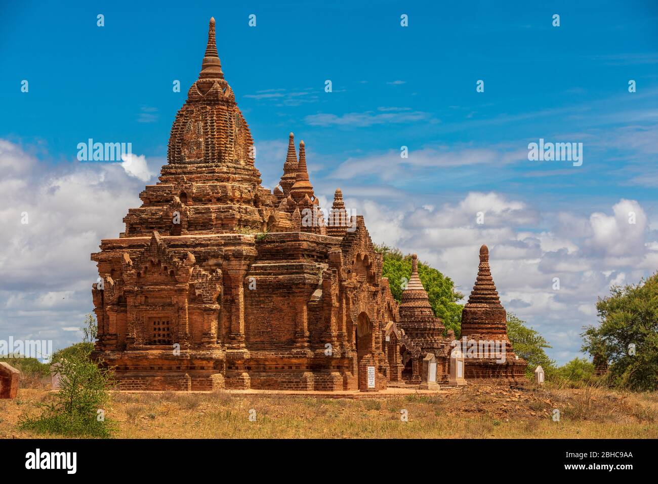 Temple pagode bouddhiste. Bagan, Myanmar. Accueil de la plus grande et densité de religion temples bouddhistes, pagodes, stupas et ruines dans l'BT Banque D'Images