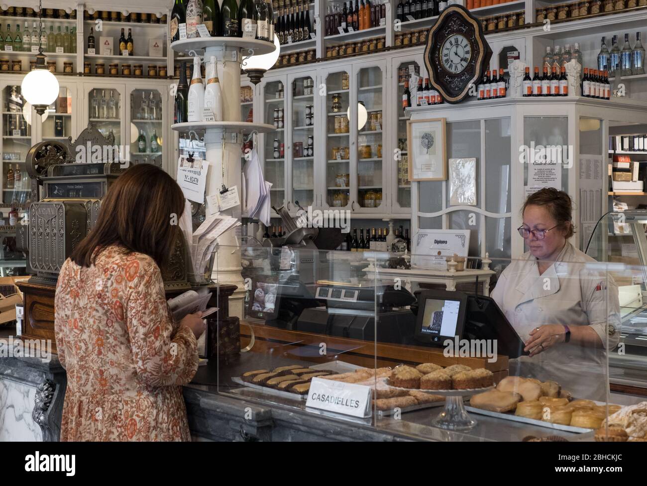 Boutique de pâtisserie traditionnelle Camilo de Blas à Oviedo, Asturies, dans le nord de l'Espagne Banque D'Images