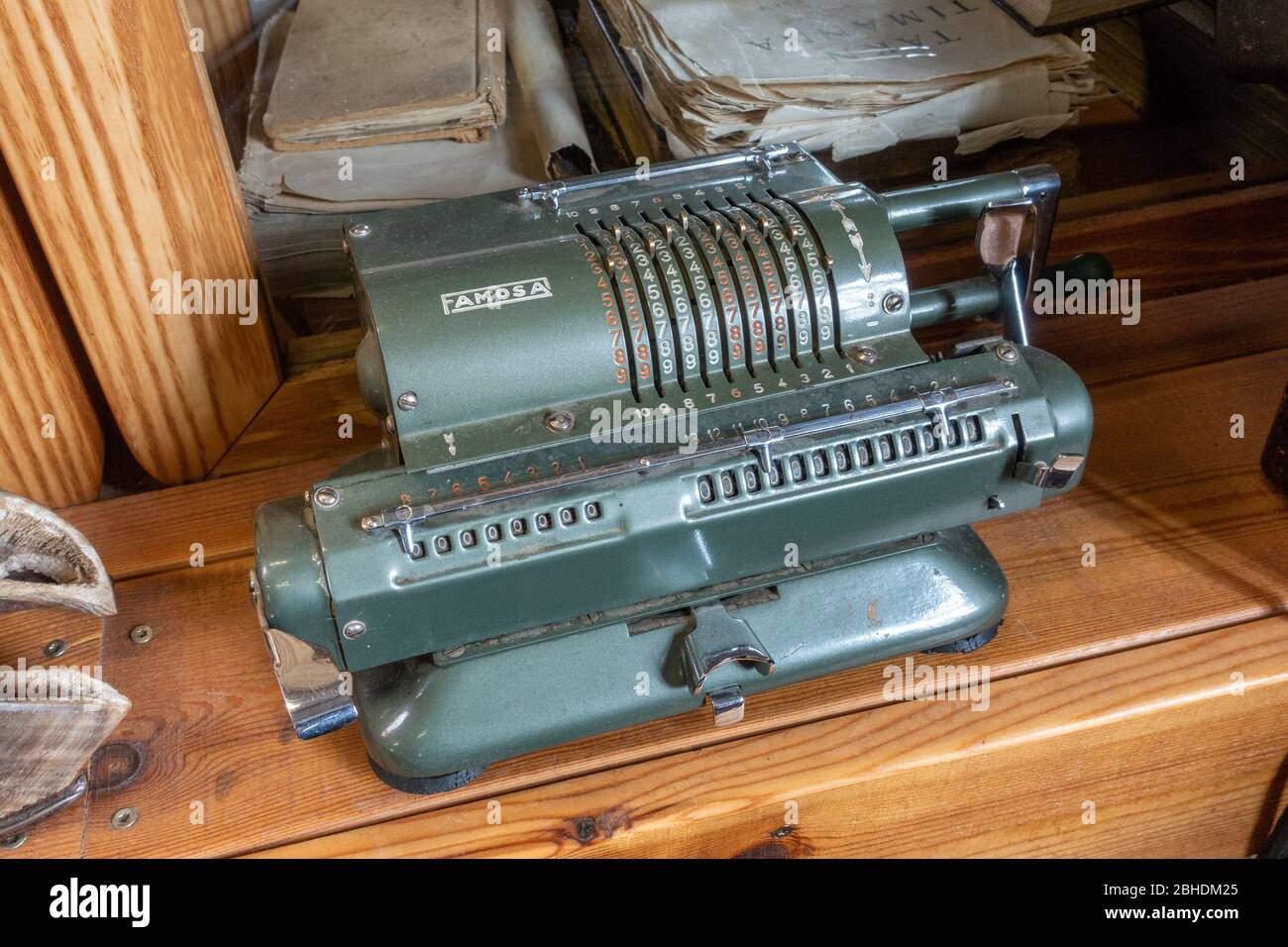 Calculatrice Mécanique Ancienne RESULTA BS7 - Pièce De Collection Rare - Made In Germany