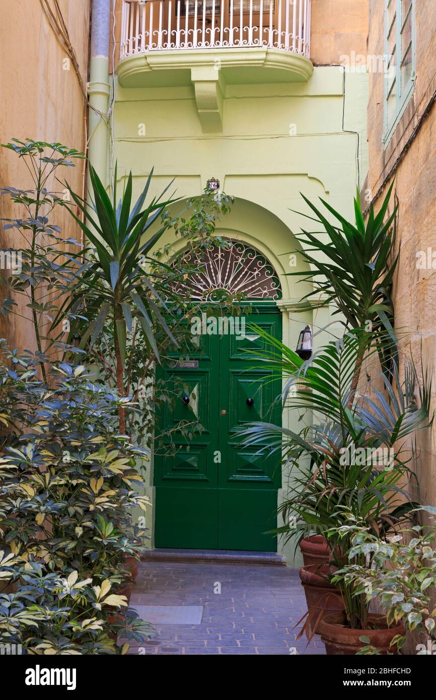 Allée près de la place Saint-Georges, Victoria City, Gozo Island, Malte, Europe Banque D'Images