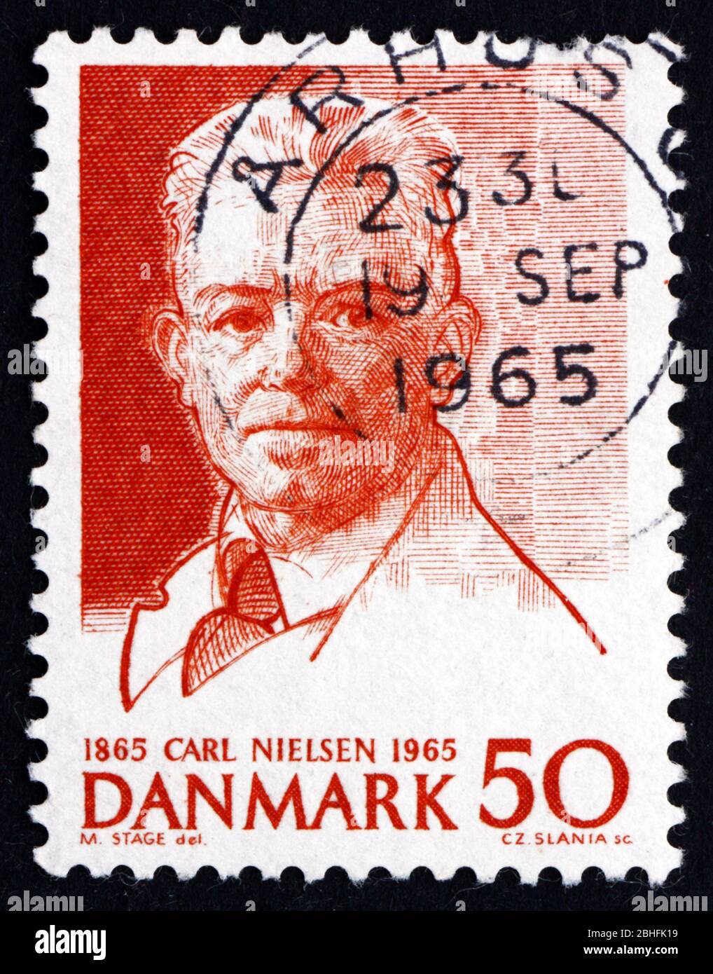 DANEMARK - VERS 1965 : un timbre imprimé au Danemark montre Carl Nielsen, compositeur, vers 1965 Banque D'Images