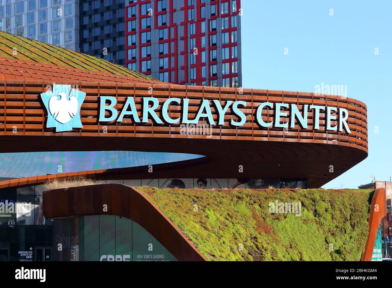 Le toit vert du Barclays Center, Brooklyn, New York. Banque D'Images