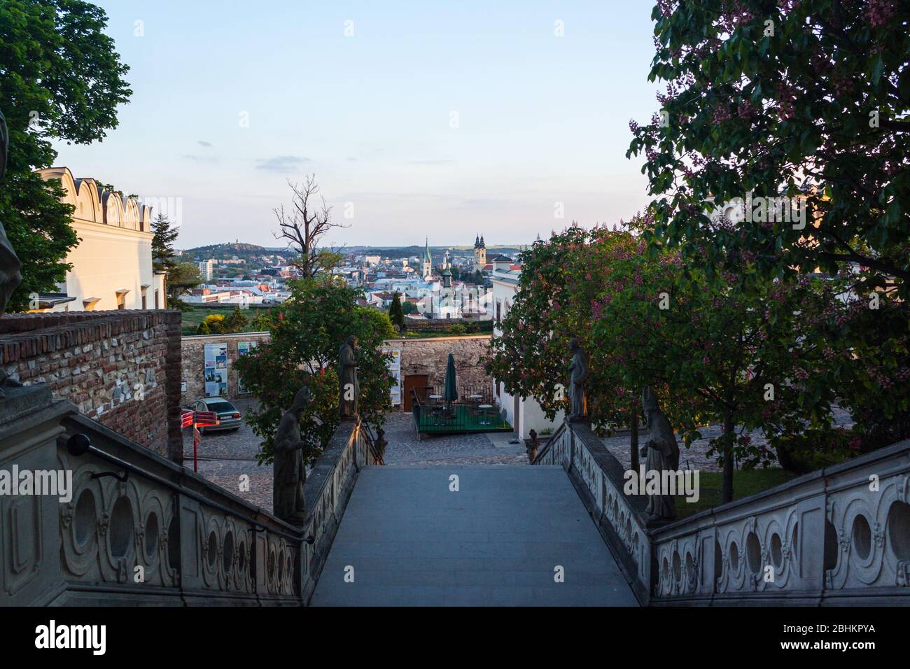 26.04.2015 NITRA SLOVAQUIE VUE SUR NITRA VILLE ET CALVAIRE DE CASTLE HILL Banque D'Images